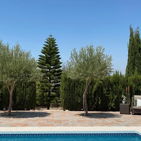 - Casa Movil Pinos - 3 Beds, Pool, Private Garden Chalet *